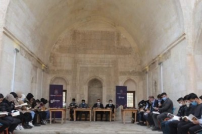 Hani Hatuniye Akademi Lise’de kitap okuma etkinliği