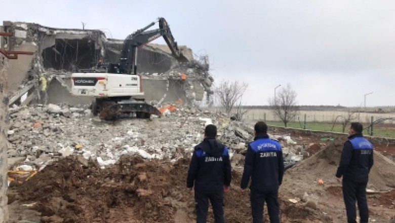 Zabıtadan kaçak yapılara geçit yok