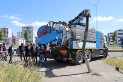 Sorunsuz altyapı için yaklaşık 1,5 milyon metre şebekede temizlik çalışması